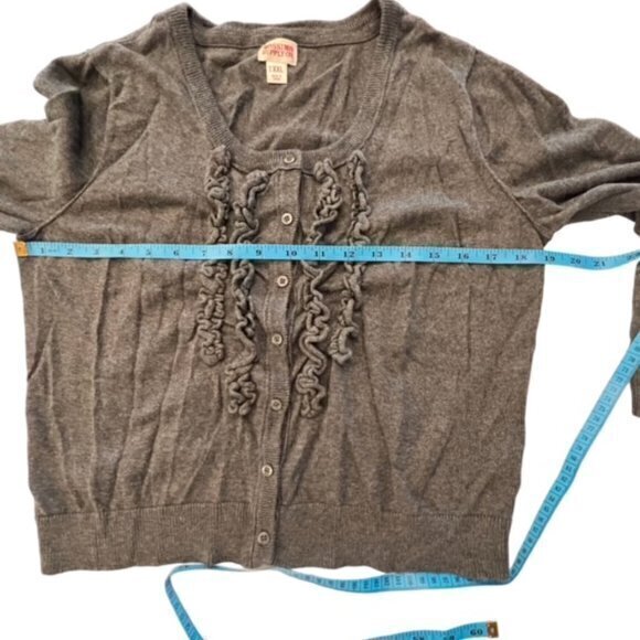 BUNDLE 3 FOR‎ $18- Knit Cardigan Sweater Ruffles Button Front Gray XXL Retro '10 - Picture 4 of 9